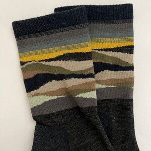 Farm to Feet Merino Wool 3/4 Crew Trail Socks | Size Small